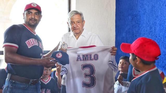 El presidente Andrés Manuel López Obrador es un aficionado del beisbol
