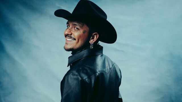 Christian Nodal deslumbra con su participación con Jimmy Kimmel en vivo