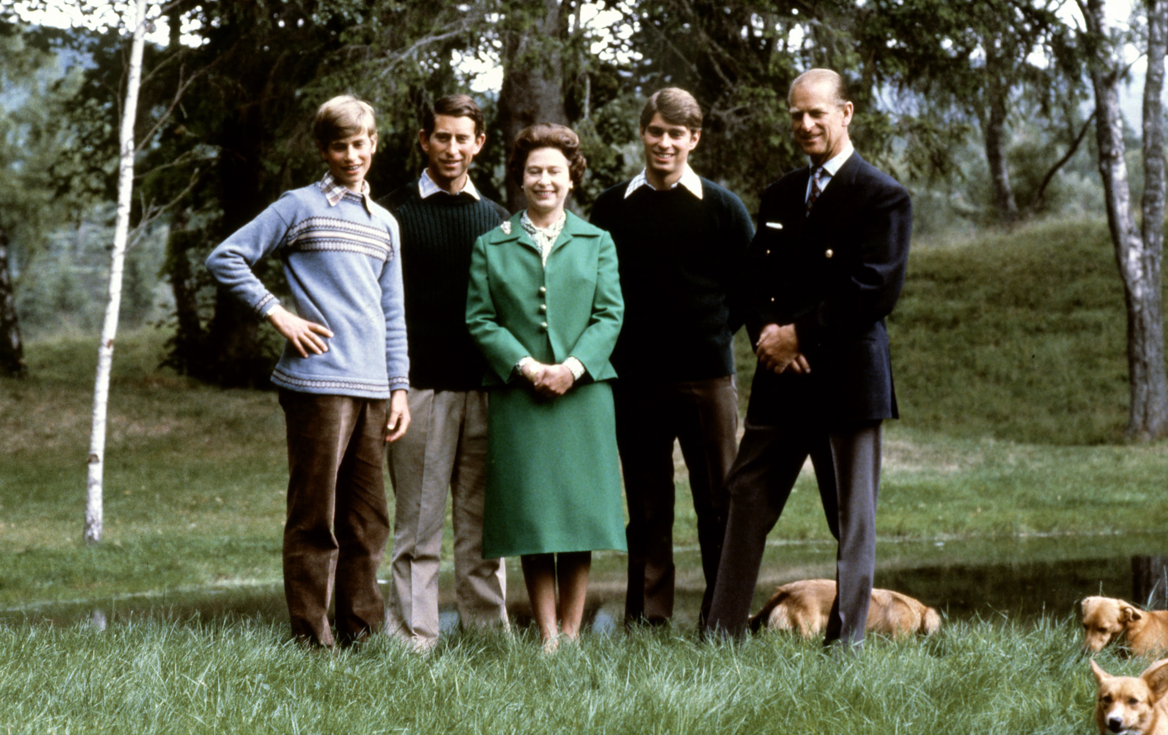 Isabel II, el príncipe Felipe e hijos