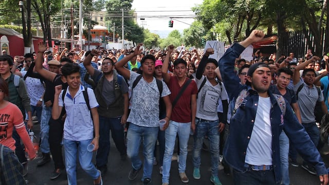 Estudiantes universitarios