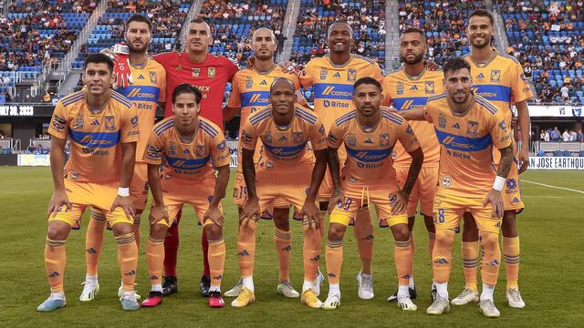 Club Tigres.