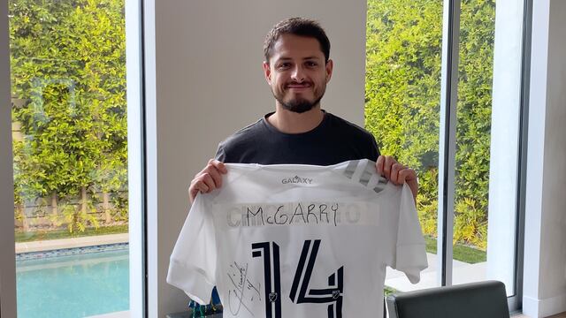 "Chicharito" Hernández