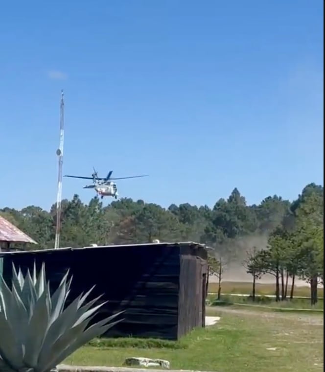 Helicóptero militar aterriza de emergencia en Durango