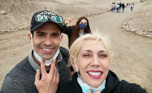 Juan Vidal y Cynthia Klitbo