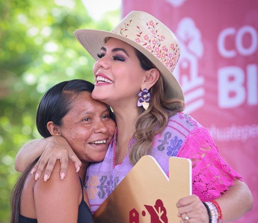 Evelyn Salgado entrega viviendas del programa Construyendo Bienestar