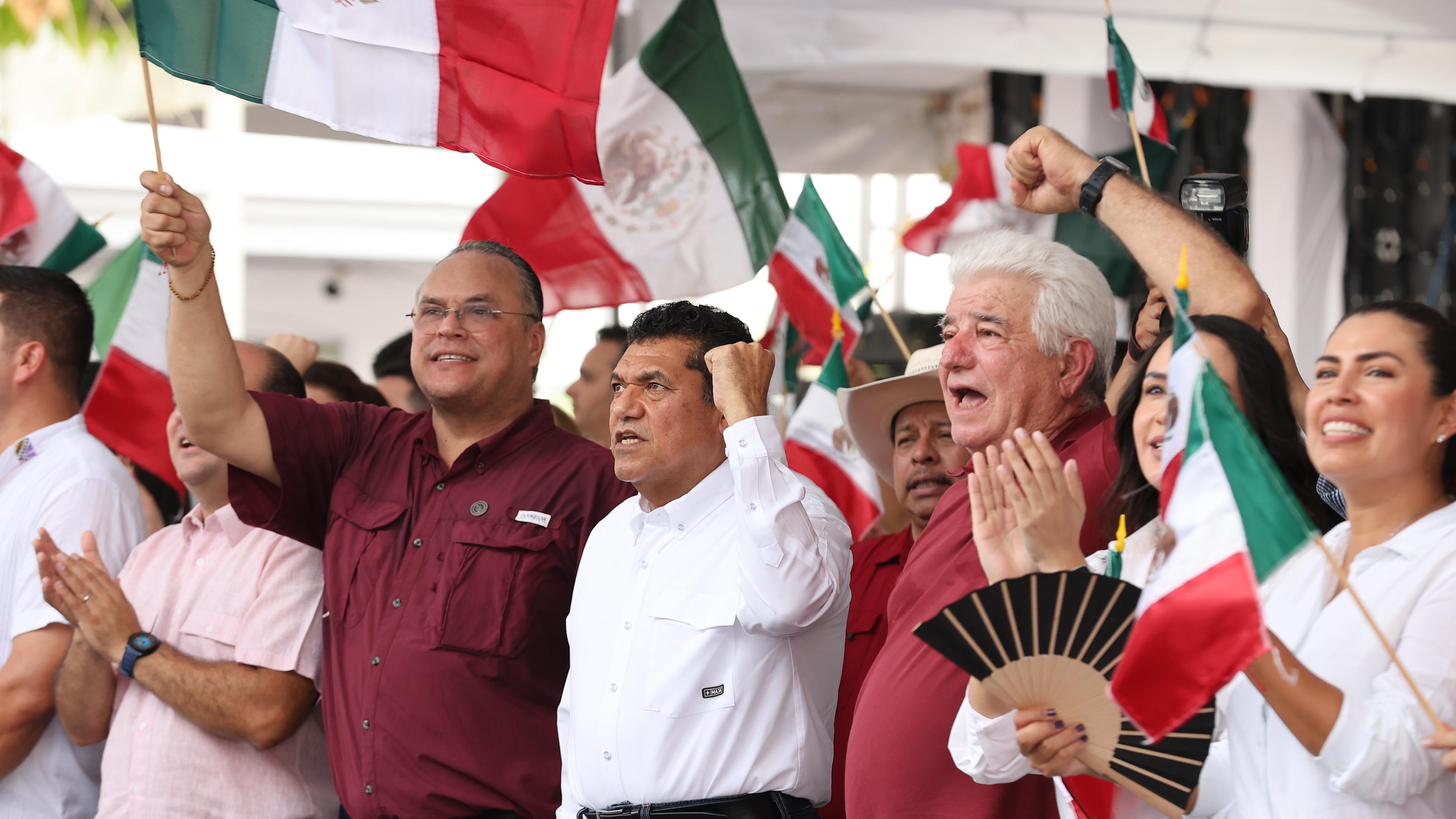 Javier May junto a 20 mil tabasqueños respaldan defensa de la soberanía nacional