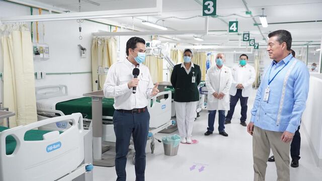 Rutilio Escandón y Zoé Robledo.