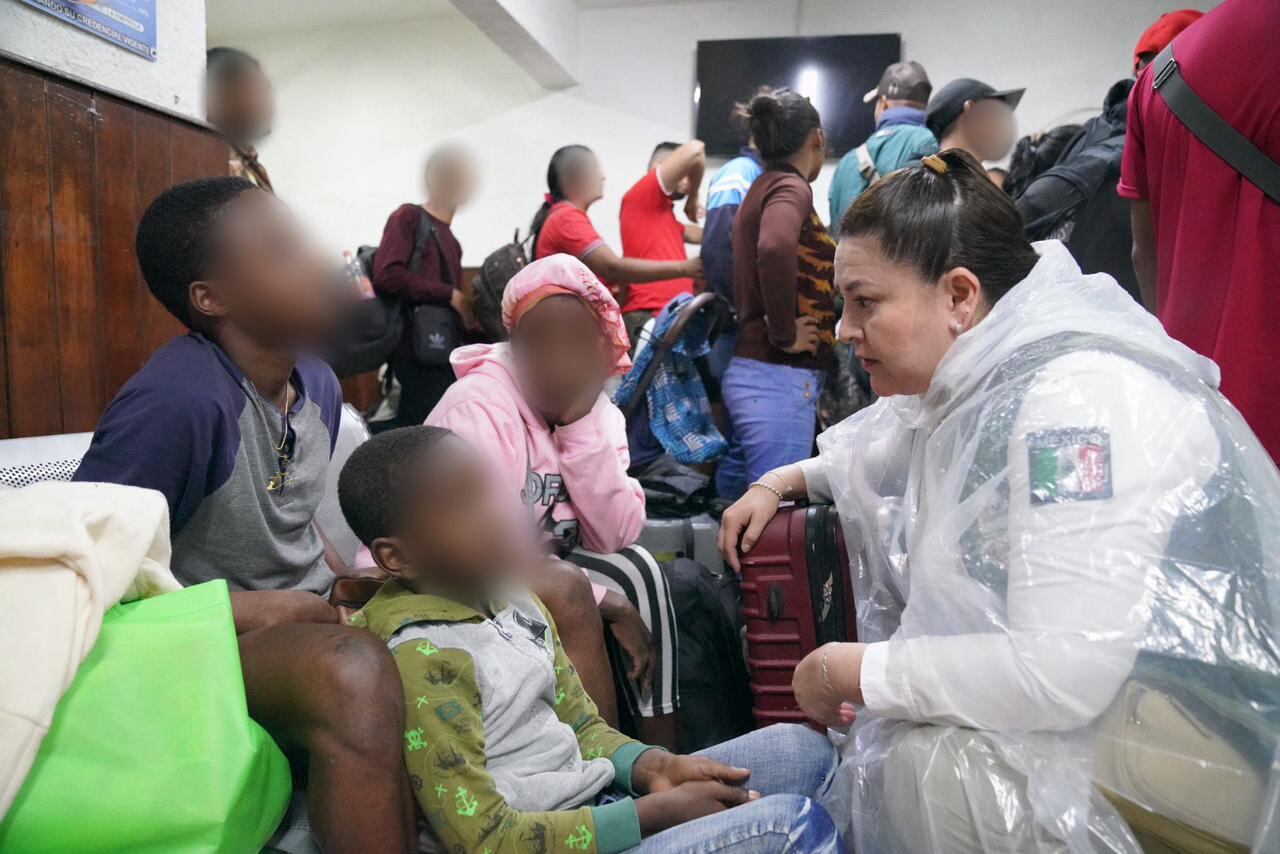 Desalojan a 246 migrantes de la Central de Autobuses del Norte de la CDMX