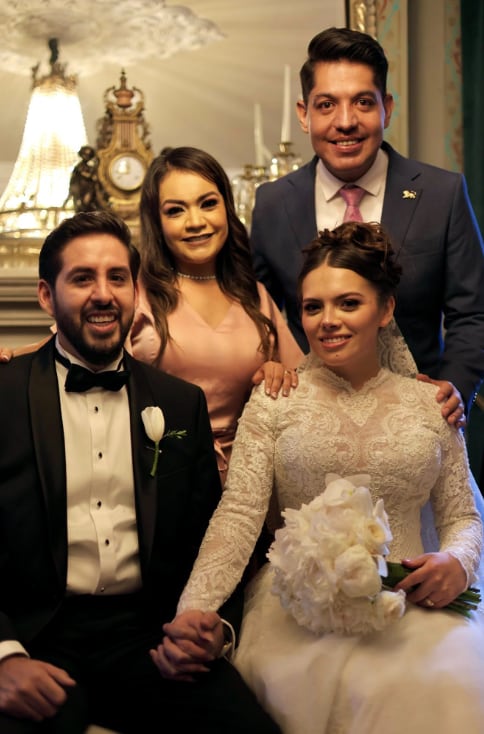 Hamlet García Almaguer está casado con Carol Gamboa