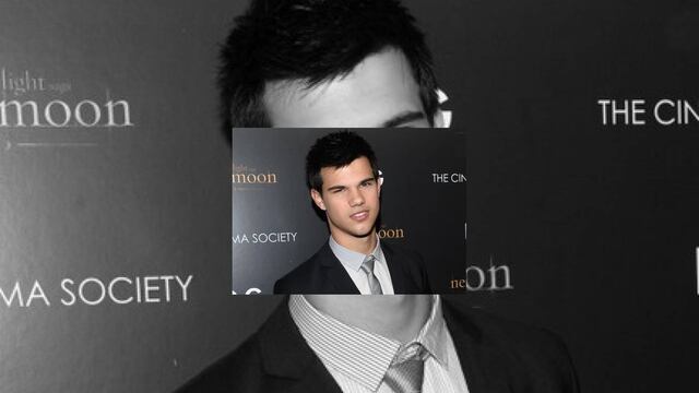 El actor tomó de más y comenzó a creer que era un gran cantante. Menos mal que es actor. 