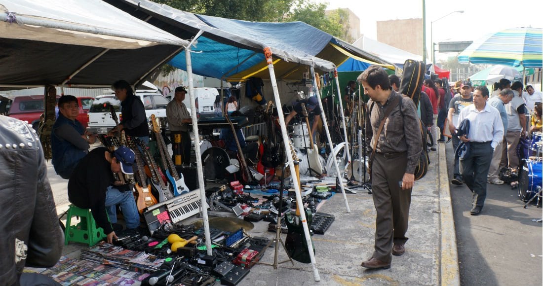 Tianguis de músicos de Taxqueña en la CDMX