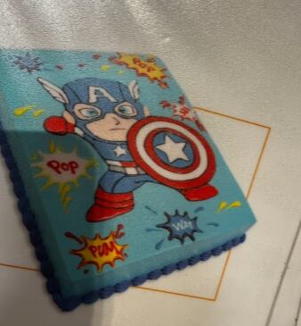 Confió en Chedraui para hacer un pastel y TikTok no sabe si reír o llorar