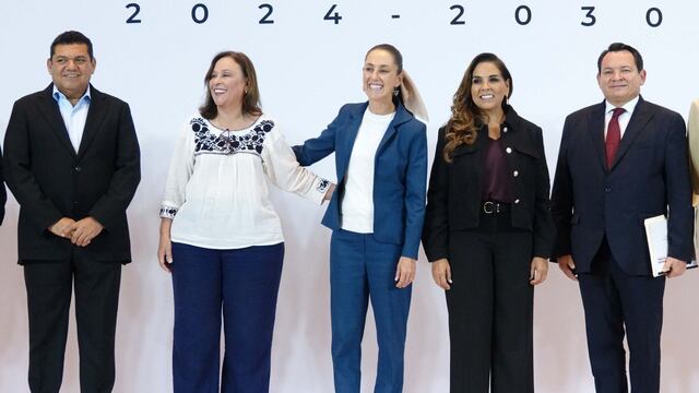 Claudia Sheinbaum, presidenta electa de México junto a algunos gobernadores electos