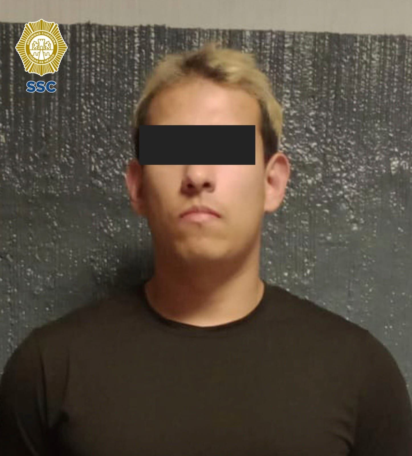 Alexander, habría sido despedido de su trabajo