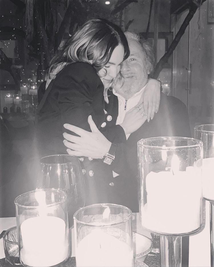 Belinda junto a su papá