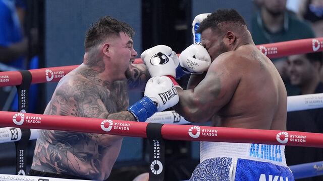 Andy Ruiz en su pelea contra Jarrell Miller