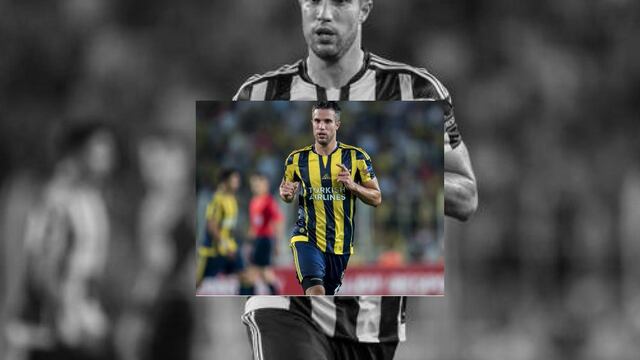 Van Persie es opción para reforzar al FC Barcelona