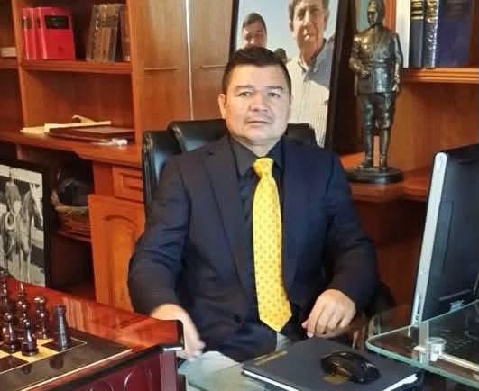 Roldán Álvarez Ayala, político de Michoacán.