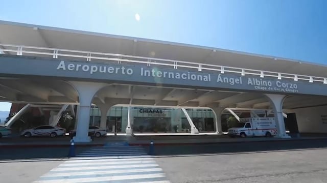 Aeropuerto Internacional Ángel Albino Corzo
