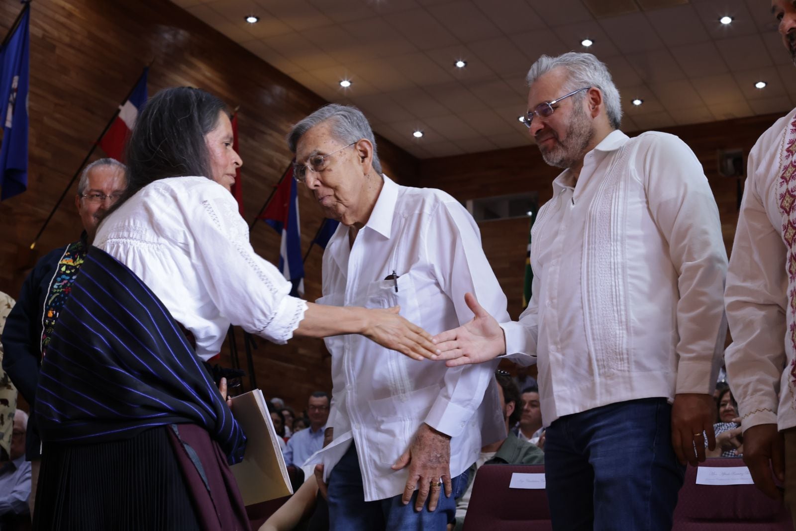 Reconoce Bedolla aportación de Cuauhtémoc Cárdenas en la construcción de un México democrático