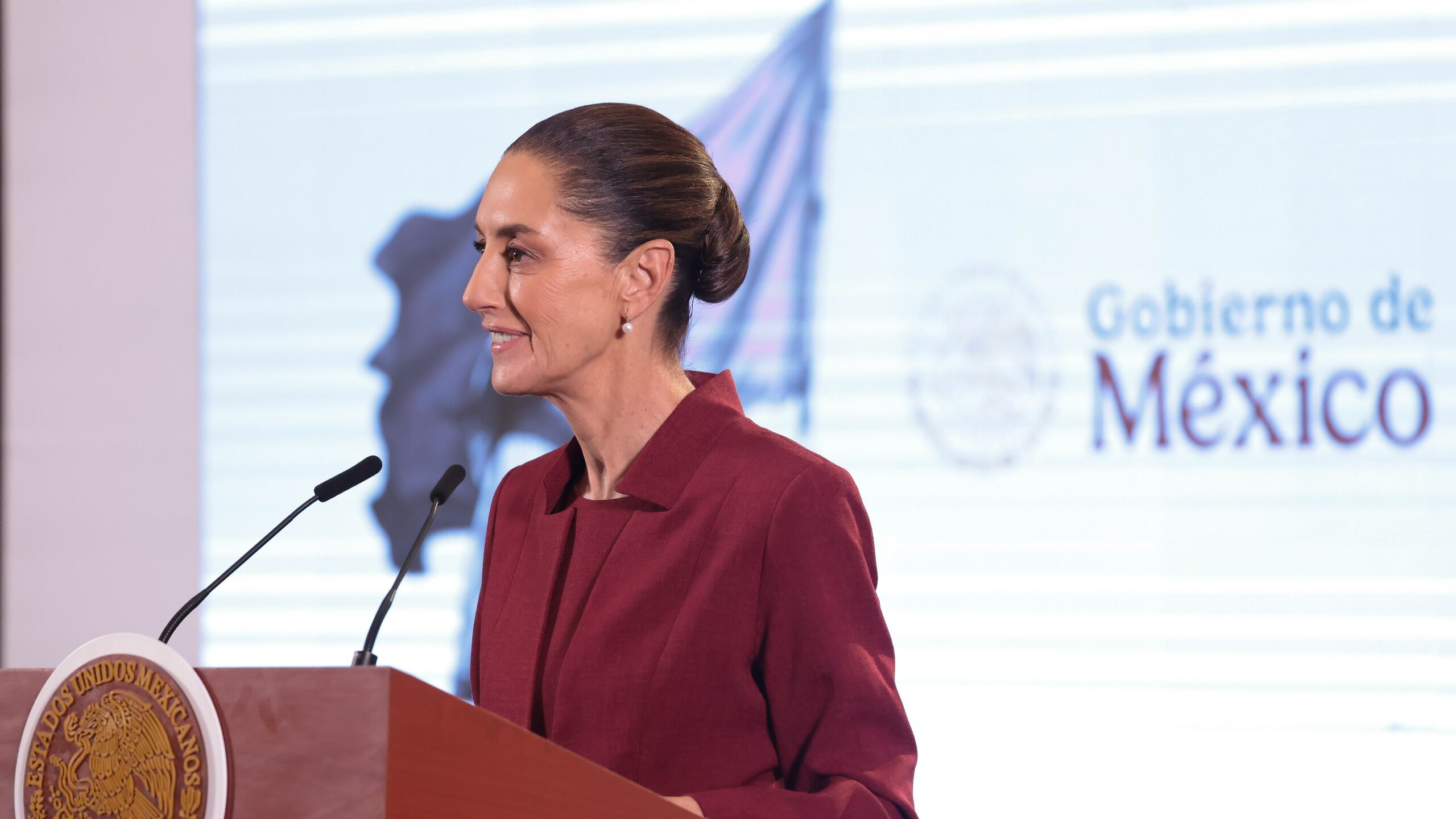 ClaudiaMetrics 21 de noviembre: Federico Arreola reitera que Claudia Sheinbaum viaja segura en aerolíneas comerciales