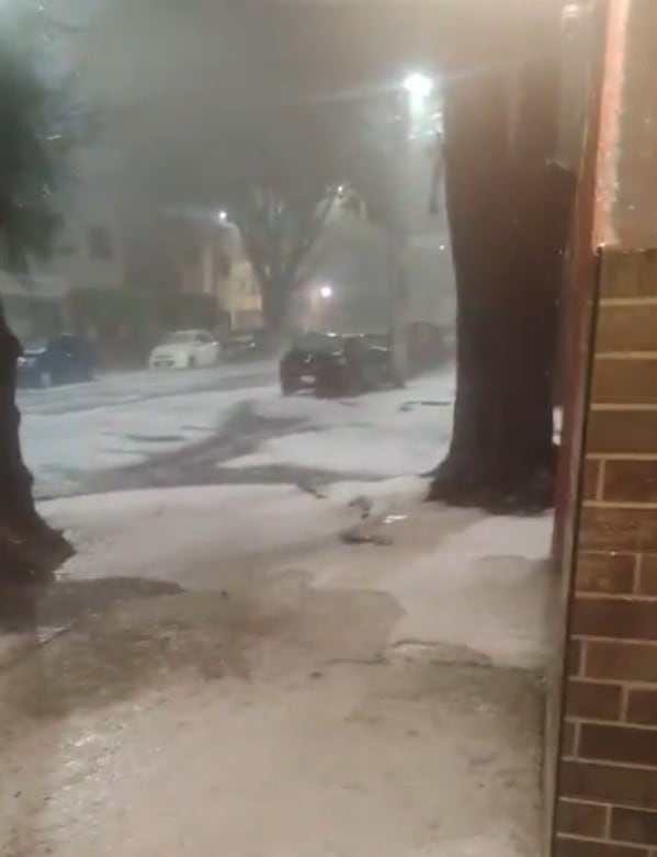 Tormenta severa con granizó afectó diversas zonas de la CDMX