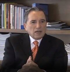 ¿Quién fue Carlos Reta Martínez?