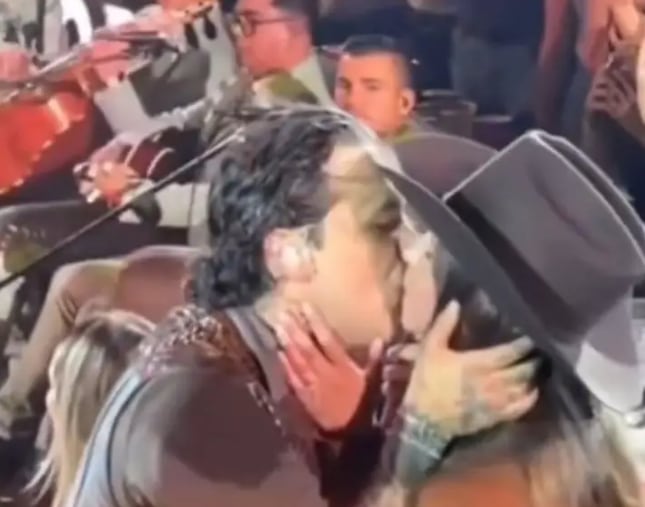 Christian Nodal y Ángela Aguilar