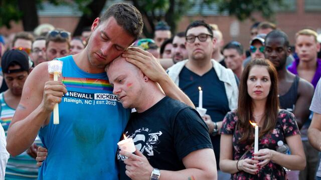 Masacre en club nocturno gay Pulse. Tragedia.