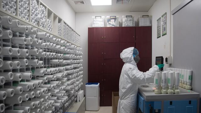 China analizará muestras de sangre previas a la pandemia