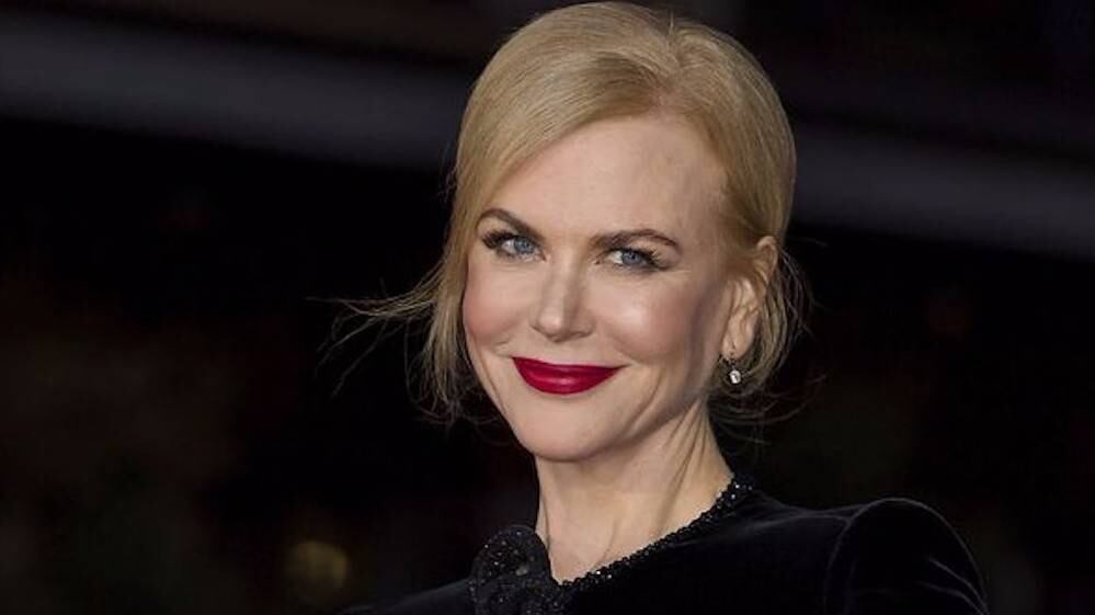 El video de una muy delgada Nicole Kidman que causó polémica en su reencuentro con Salma Hayek