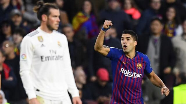 Suárez festejó así si triplete.