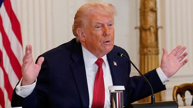 Donald Trump amenaza con imponer aranceles a quienes no respalden su plan sobre Groenlandia