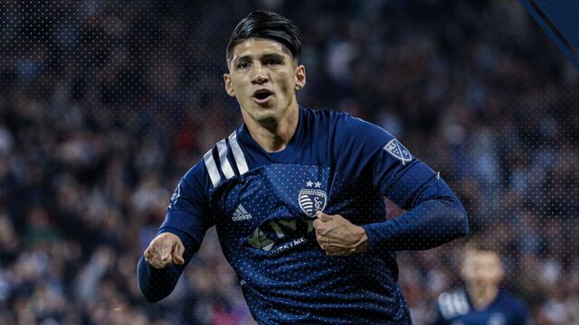 Pulido celebra un gol con KC