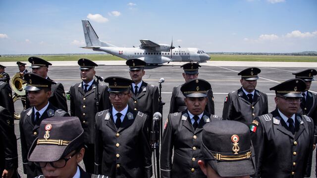 La actual base aérea militar de Santa Lucía se ubica en el municipio de Zumpango, en el Estado de México.