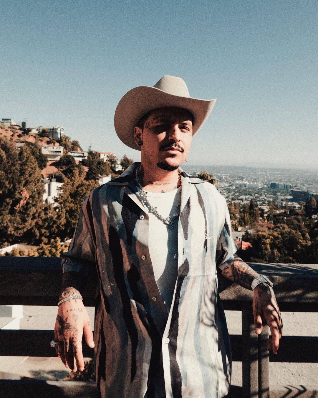 Christian Nodal, cantante.