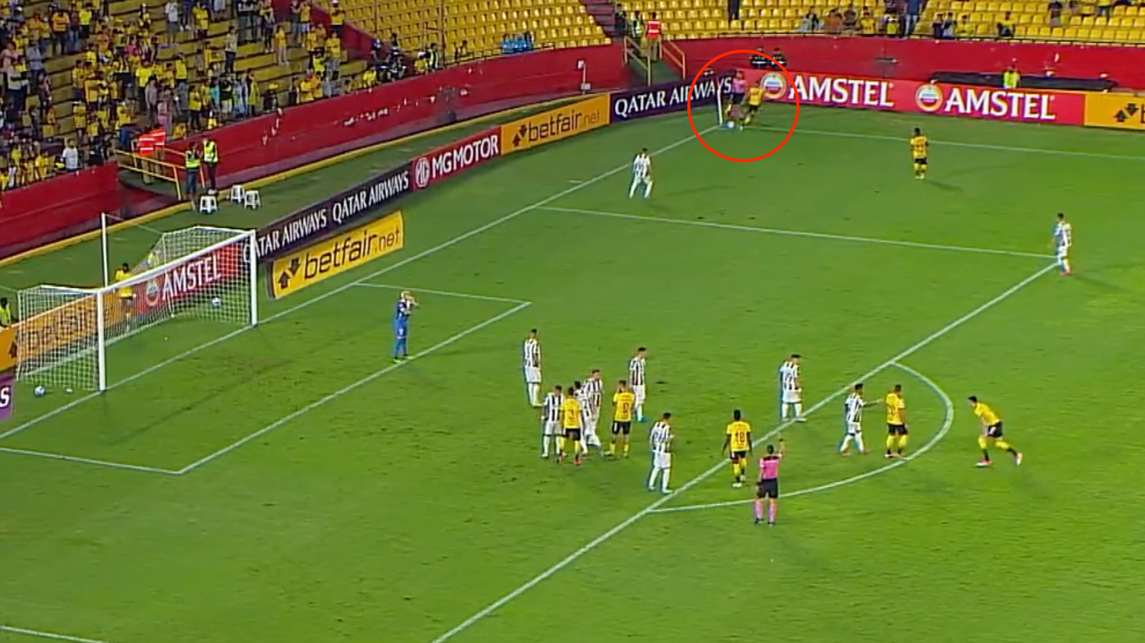 VIDEO: El increíble gol olímpico que se vio en la Copa Sudamericana