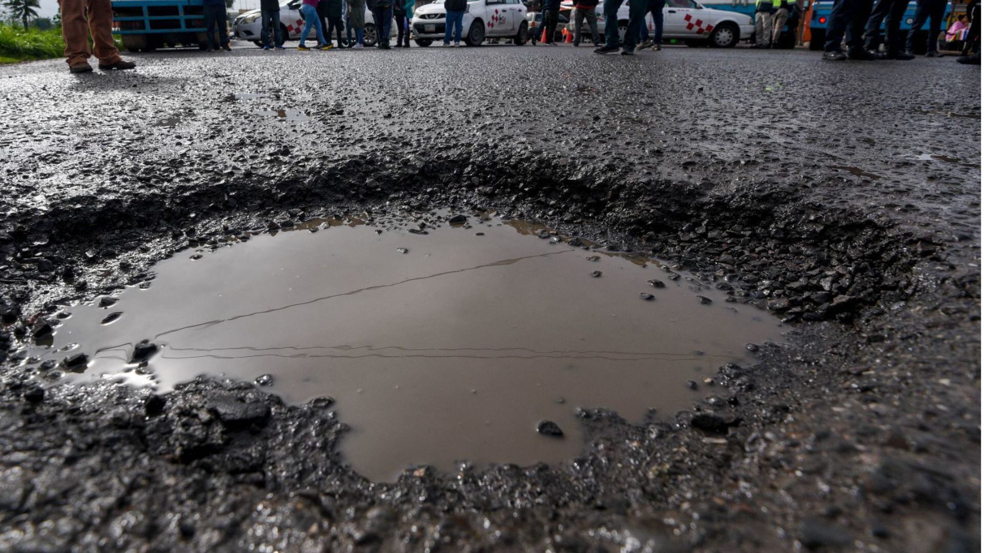CDMX bajo el agua: entre baches y coladeras olvidadas