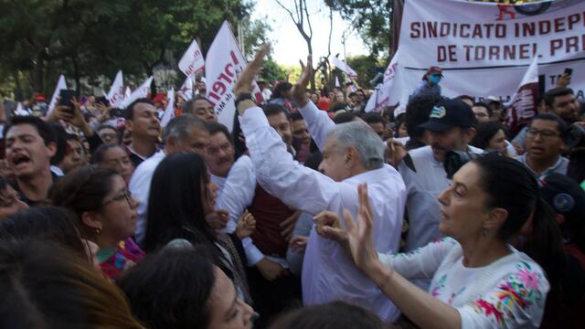 AMLO y Claudia Sheinbaum en la marcha del 27 de noviembre