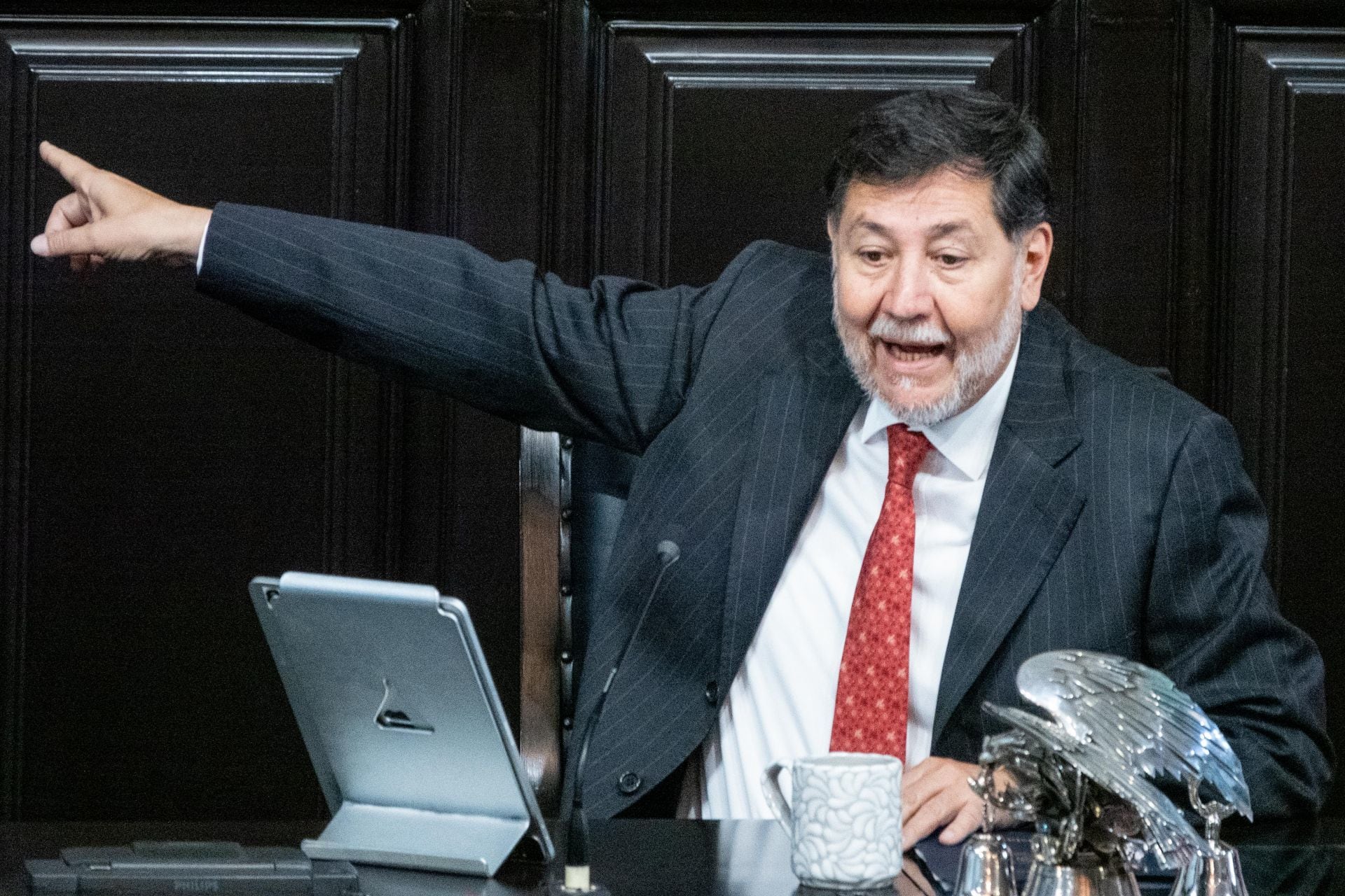 Fernández Noroña defiende a plurinominales pese a propuesta de Claudia Sheinbaum