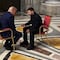 FOTO: Donald Trump y Volodímir Zelenski se reúnen durante funeral del papa Francisco