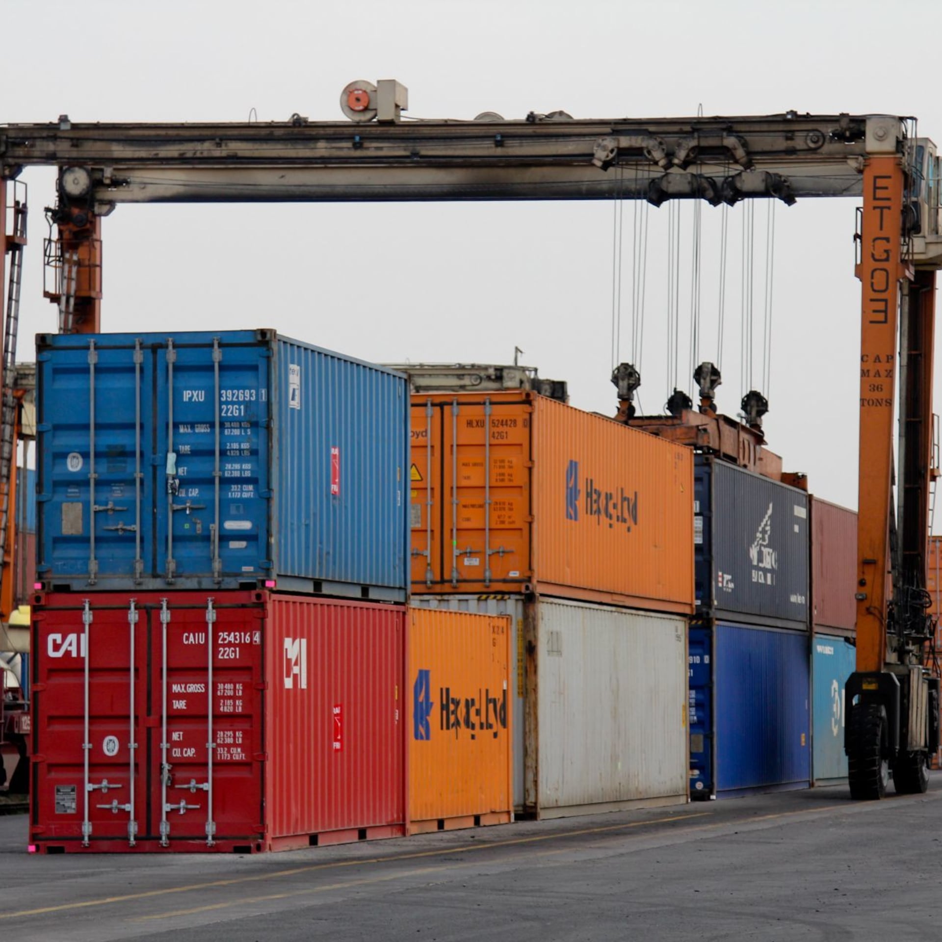 Récord de exportaciones afianza a México como principal socio comercial de Estados Unidos