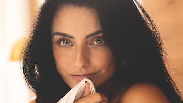 Aislinn Derbez