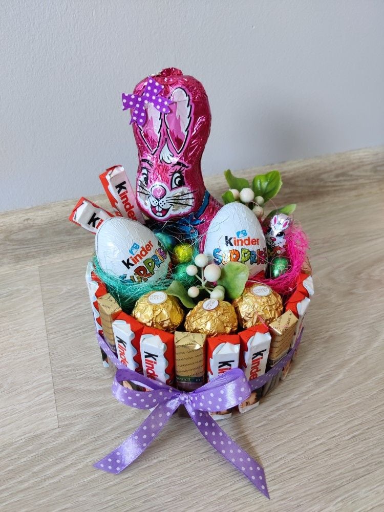 Ideas para decorar un huevo Kínder: Canasta de huevos