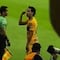 Diego Lainez explota y provoca a fans del América en pleno partido; “Yo aquí di la vuelta”, les dijo