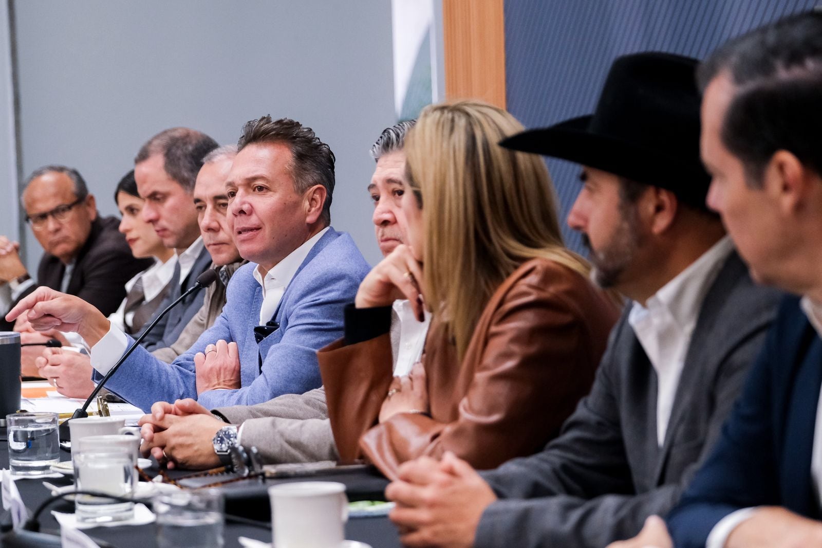 Gobierno de Jalisco presenta La Única, tarjeta para apoyos y servicios.