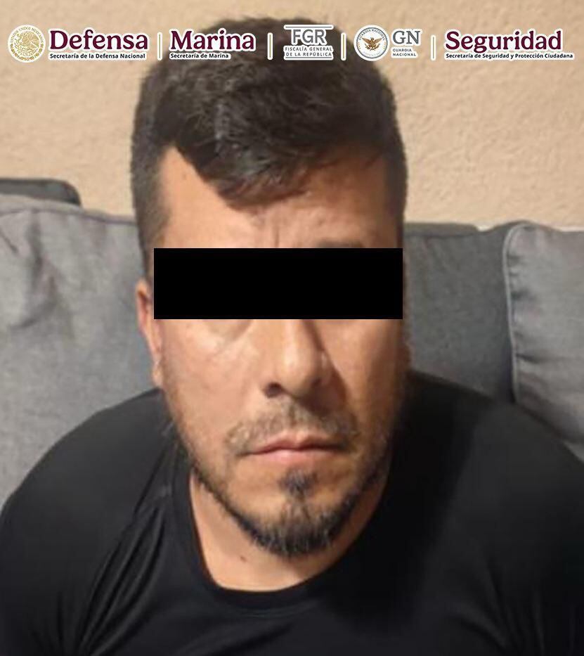 Detienen en Puebla a ex policías vinculados con crimen organizado