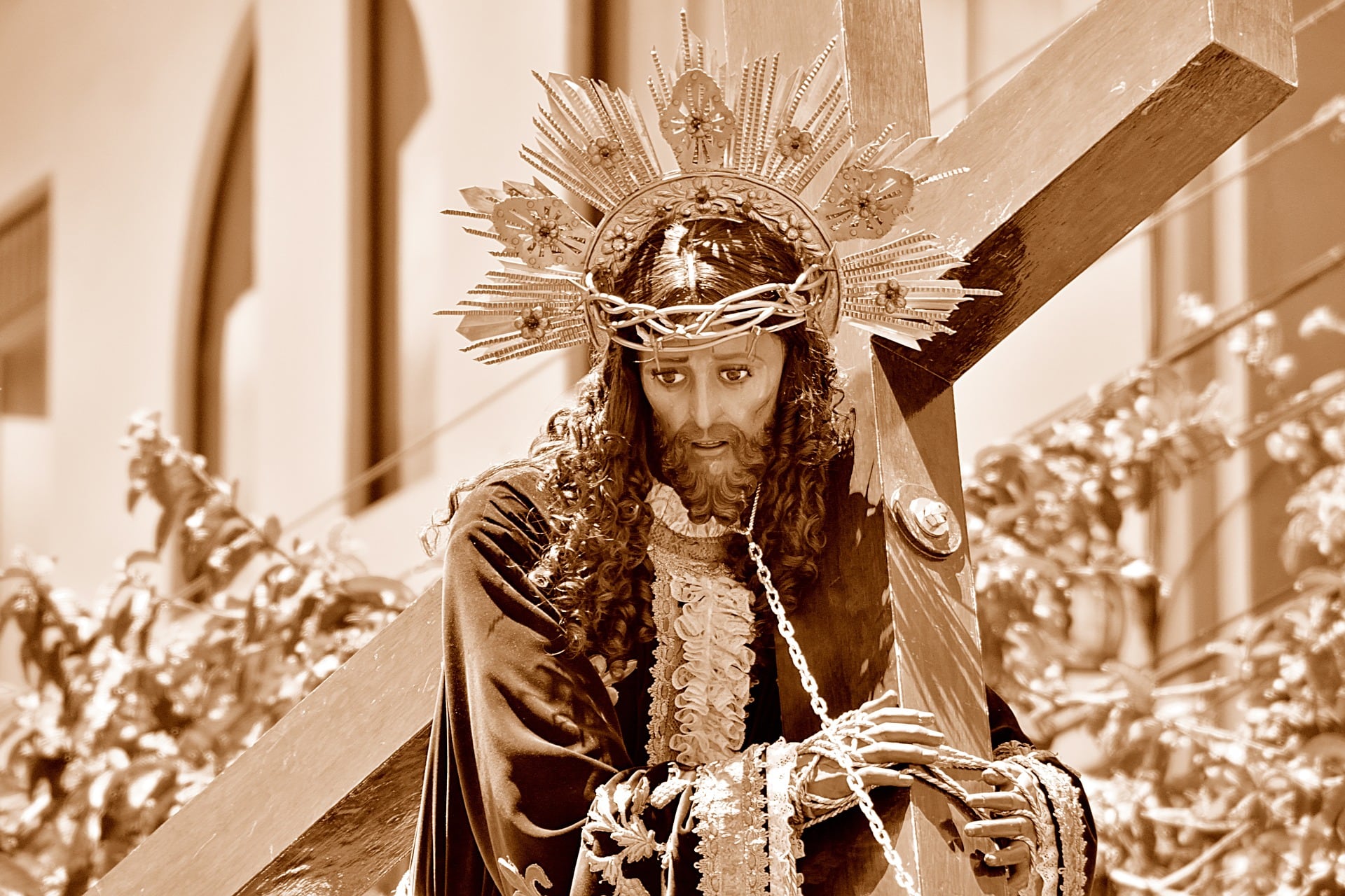 Jesús cargando la cruz