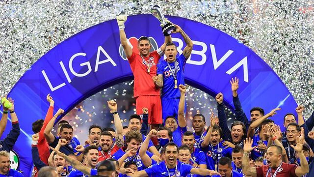 CRUZ AZUL CAMPEÓN 2021