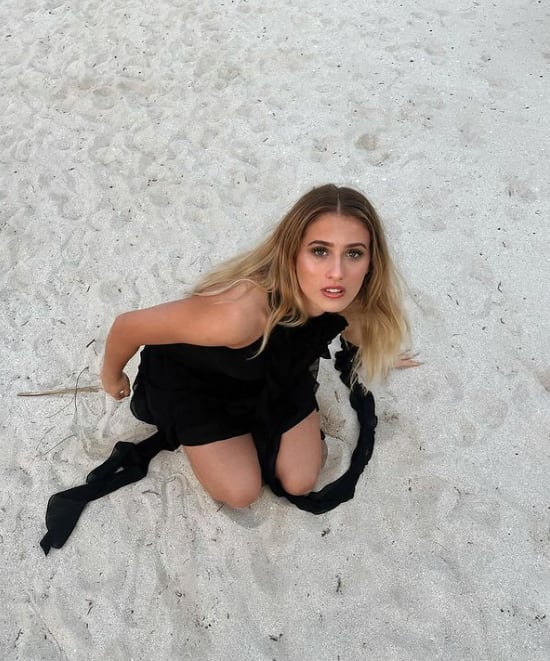 Isabella Fernández, novia de Danilo Carrera